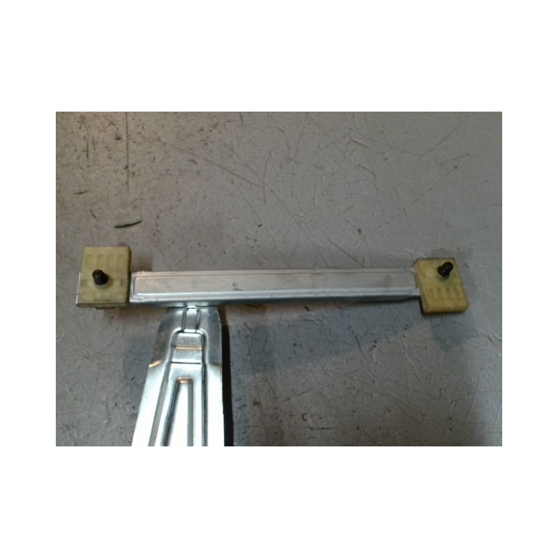 MECANISME+MOTEUR LEVE-GLACE ARRIERE DROIT DACIA SPRING