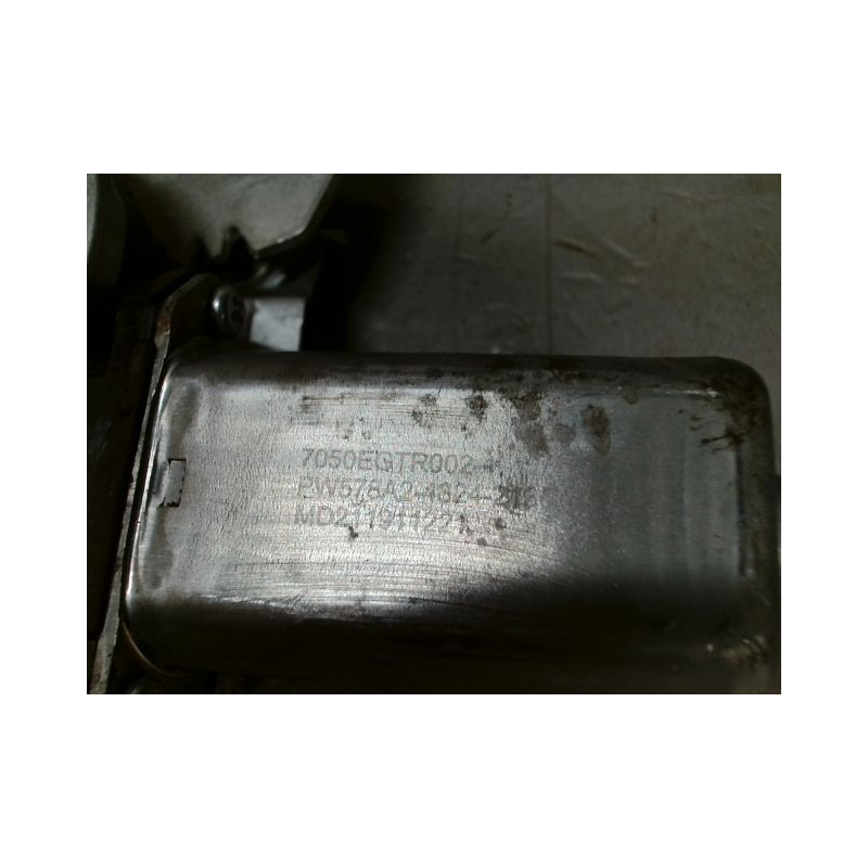 MECANISME+MOTEUR LEVE-GLACE ARRIERE DROIT DACIA SPRING