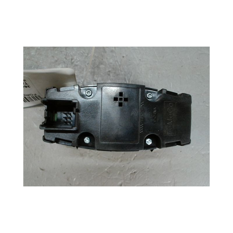 INTERIEUR COMMANDE PHARES FORD FOCUS