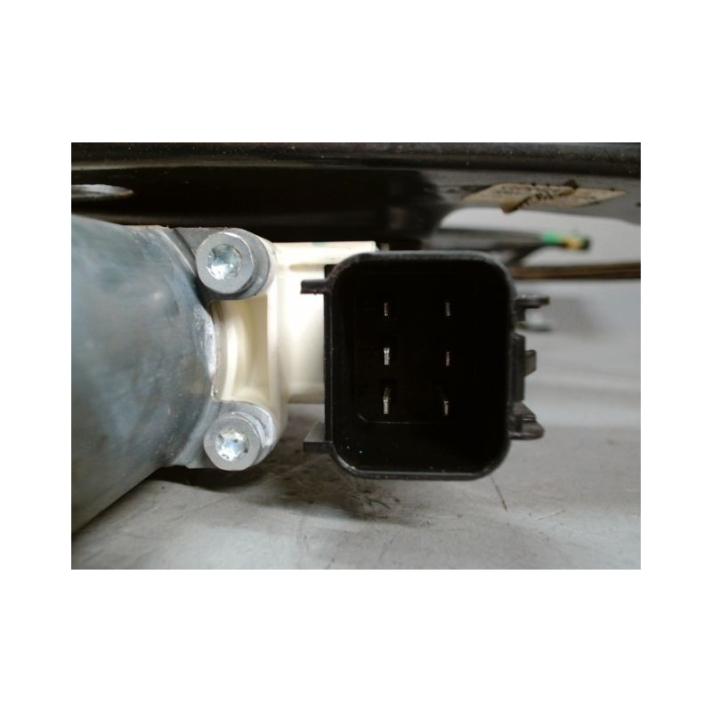 MECANISME+MOTEUR LEVE-GLACE AVANT GAUCHE FORD FOCUS