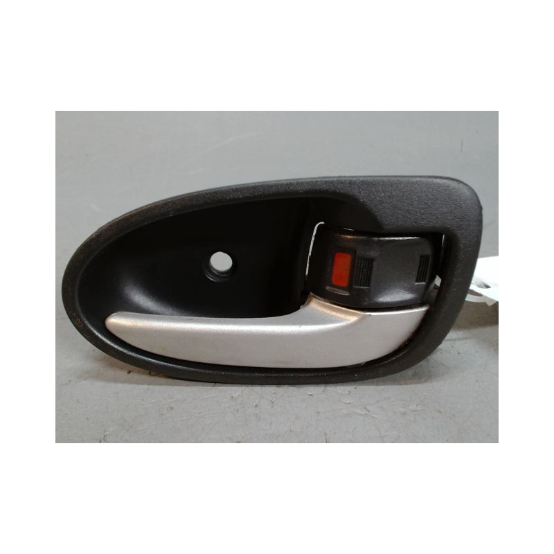 POIGNEE INTERIEURE PORTE AVANT DROIT TOYOTA YARIS 2005-