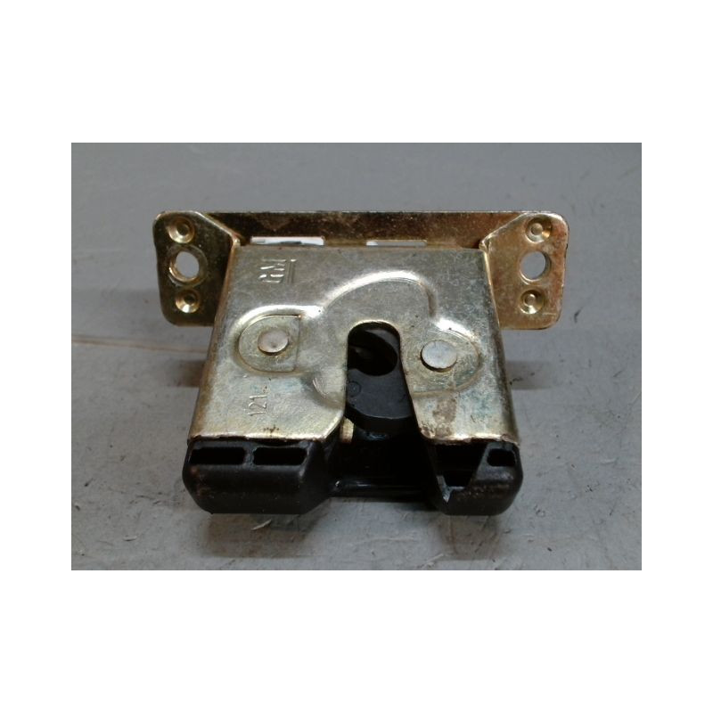 SERRURE HAYON  OPEL CORSA 2000-8.2003