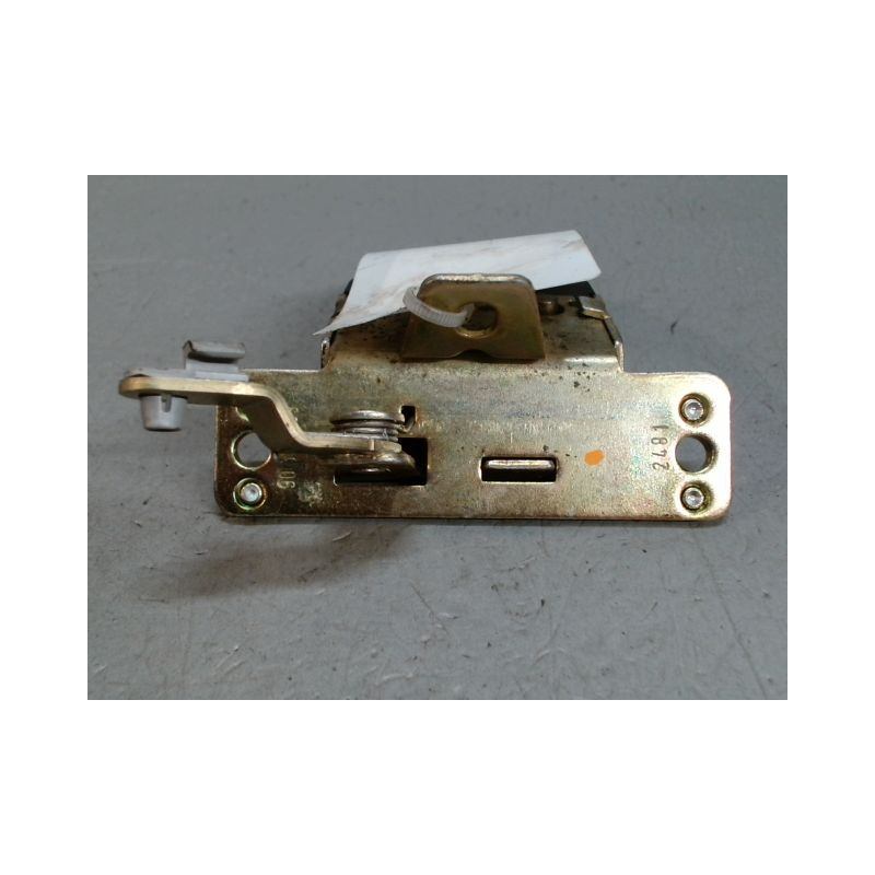 SERRURE HAYON  OPEL CORSA 2000-8.2003