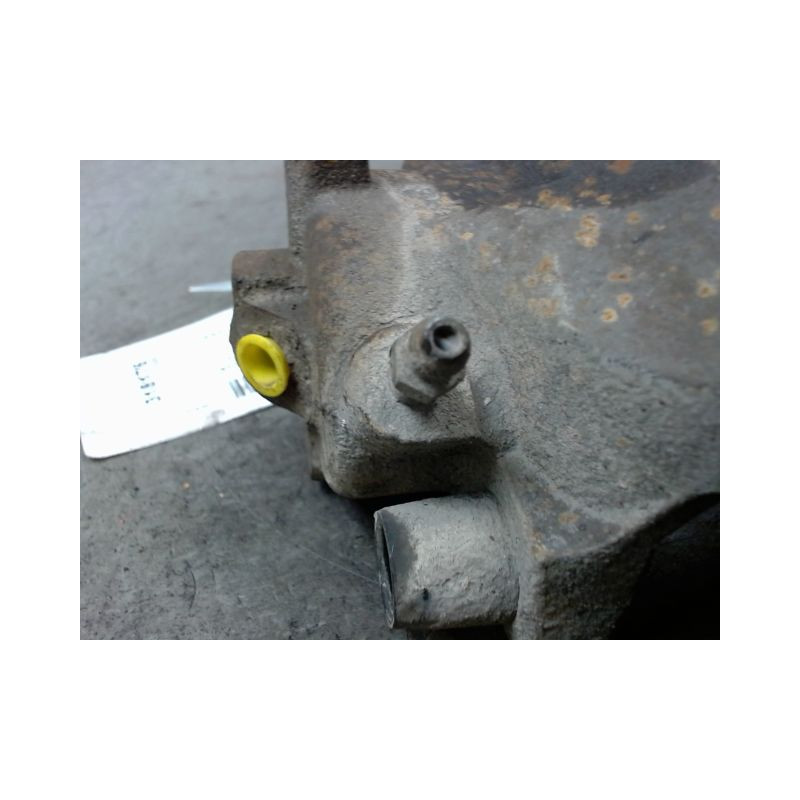 ETRIER DE FREIN AVANT DROIT RENAULT LAGUNA II 00-2005