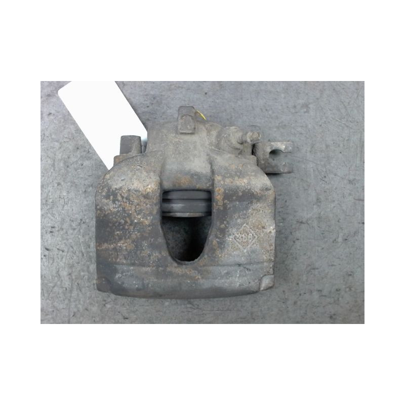 ETRIER DE FREIN AVANT GAUCHE RENAULT LAGUNA II 00-2005