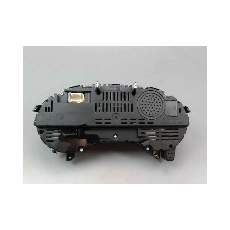 BLOC COMPTEURS MERCEDES GLA