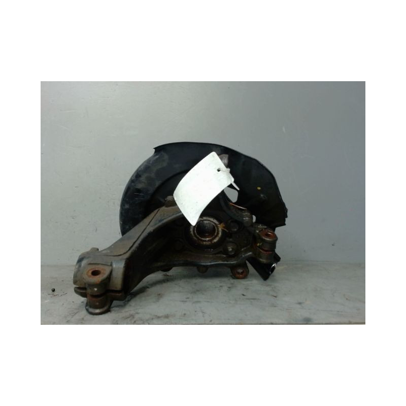 PIVOT AVANT DROIT NISSAN X-TRAIL