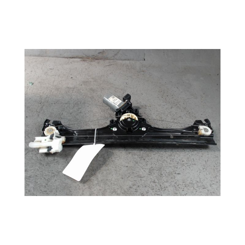 MECANISME+MOTEUR LEVE-GLACE AVANT DROIT FIAT 500 2007-