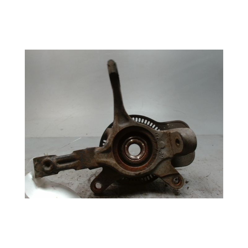 PIVOT AVANT GAUCHE SUZUKI SWIFT 3P