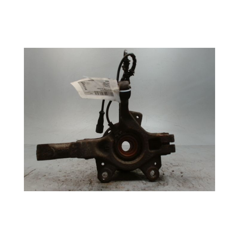 PIVOT AVANT DROIT RENAULT CLIO III 2009-