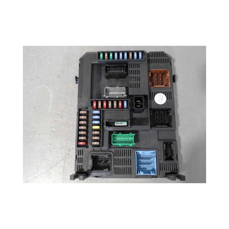 BOITIER GESTION HABITACLE PEUGEOT 208
