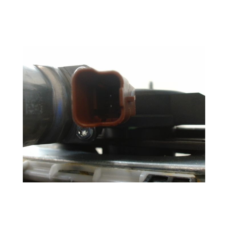 MECANISME+MOTEUR LEVE-GLACE AVANT GAUCHE DACIA SANDERO 2008-