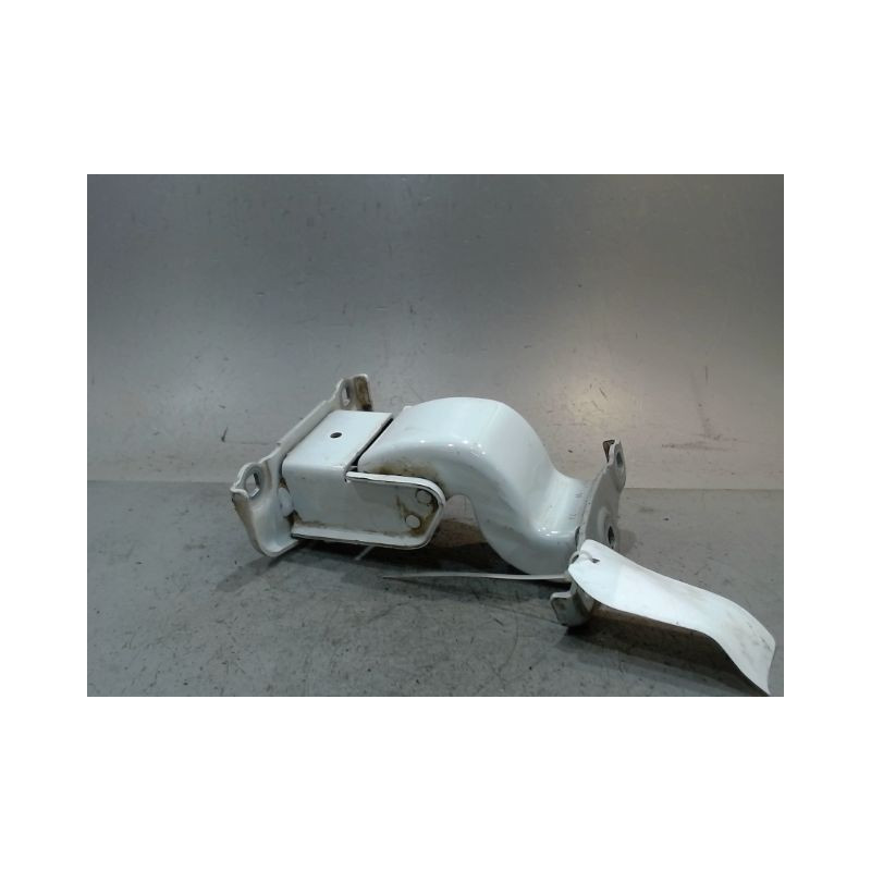 CHARNIERE INF PORTE BATTANTE ARD RENAULT TRAFIC