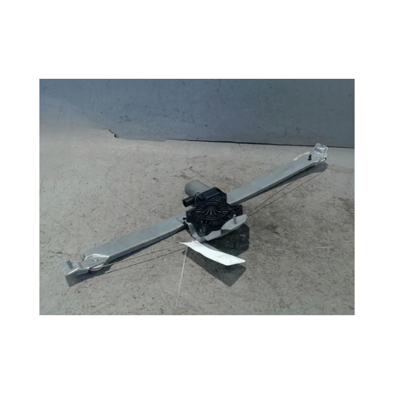 MECANISME+MOTEUR LEVE-GLACE AVANT GAUCHE RENAULT TRAFIC