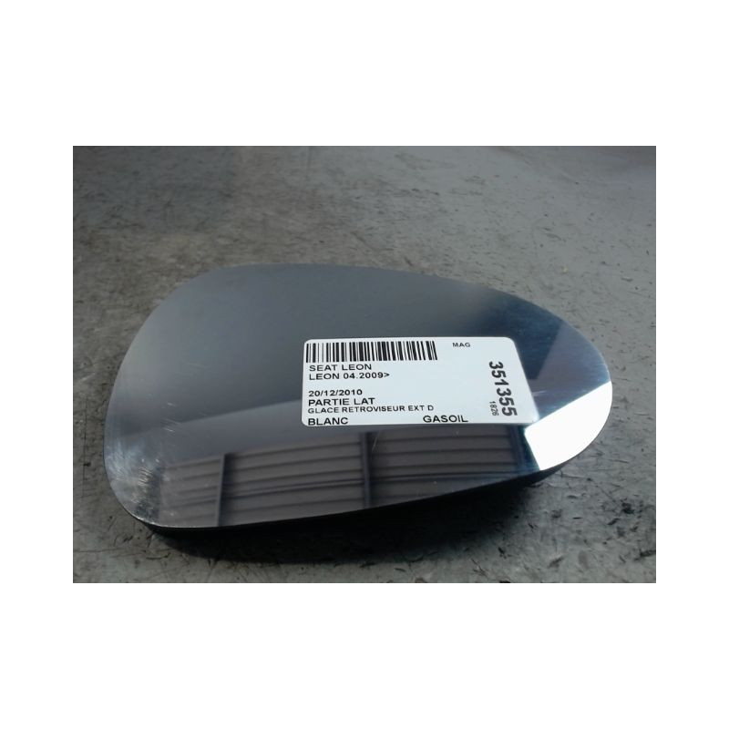 GLACE RETROVISEUR EXT D SEAT LEON 2009-
