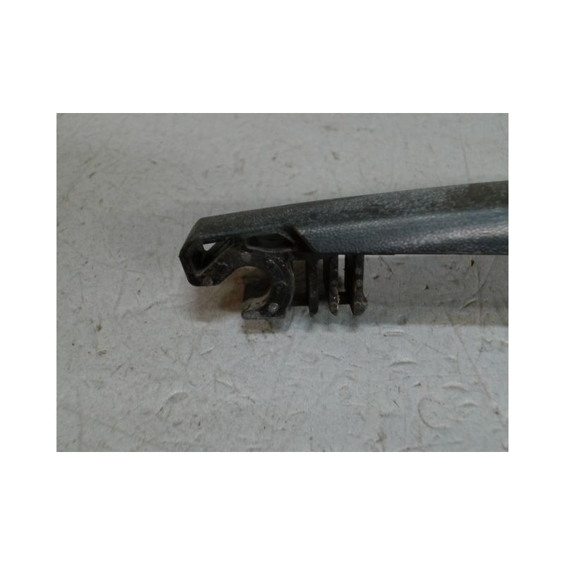 BRAS ESSUIE-GLACE ARRIERE TOYOTA YARIS
