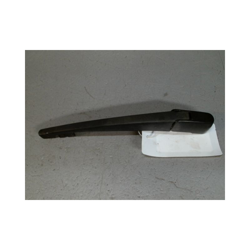 BRAS ESSUIE-GLACE ARRIERE SUZUKI SWIFT