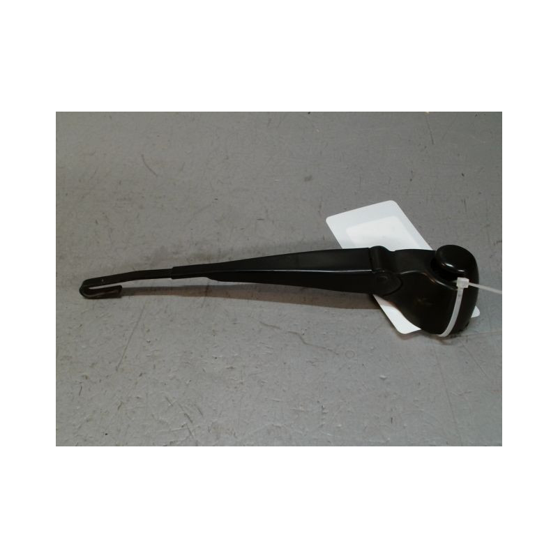 BRAS ESSUIE-GLACE ARRIERE VOLKSWAGEN POLO 99-2001
