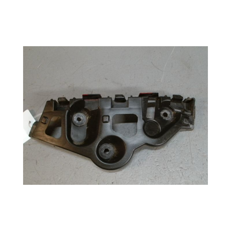 SUPPORT PARE-CHOC ARD DACIA SANDERO