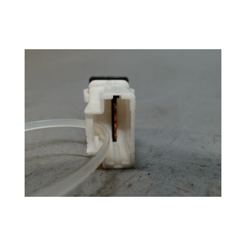 BOUTON DE WARNING NISSAN QASHQAI