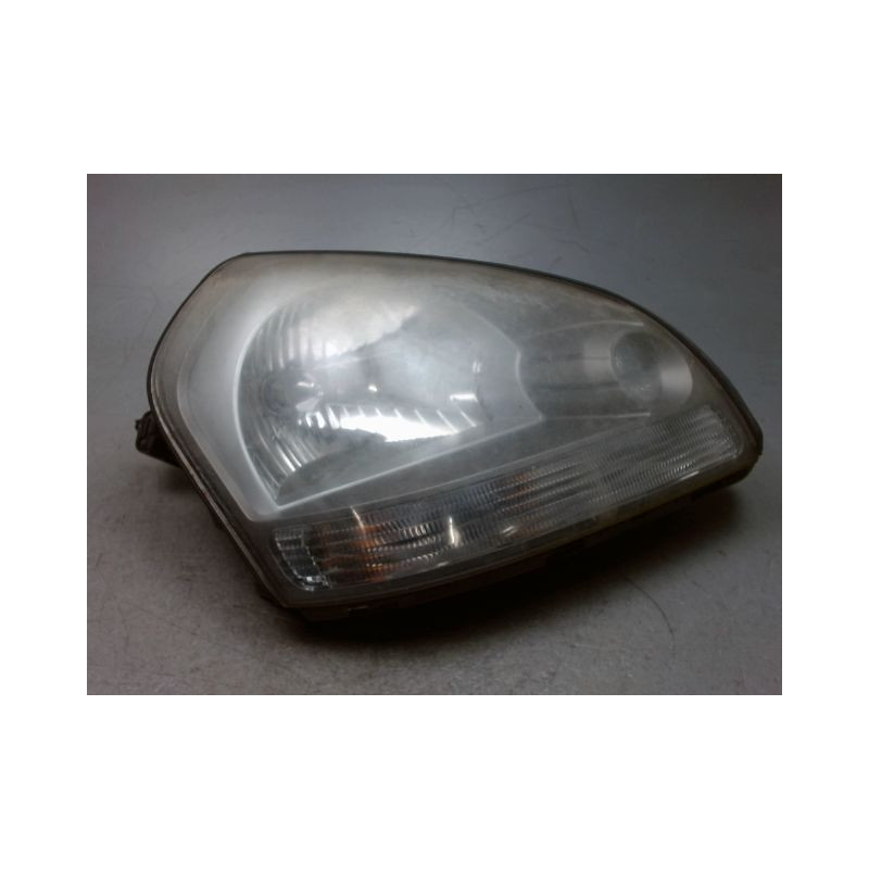 PHARE DROIT HYUNDAI TUCSON -04