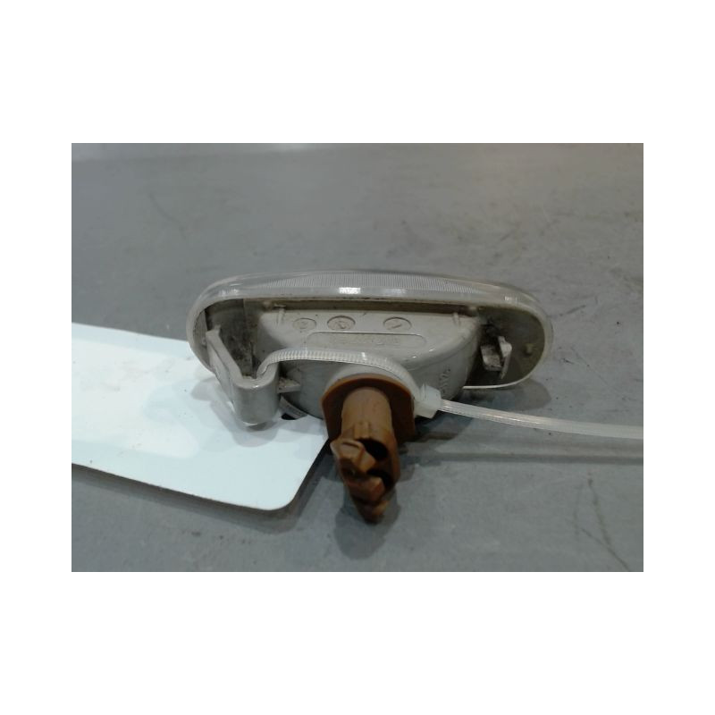 REPETITEUR AILE DROIT CITROEN NEMO