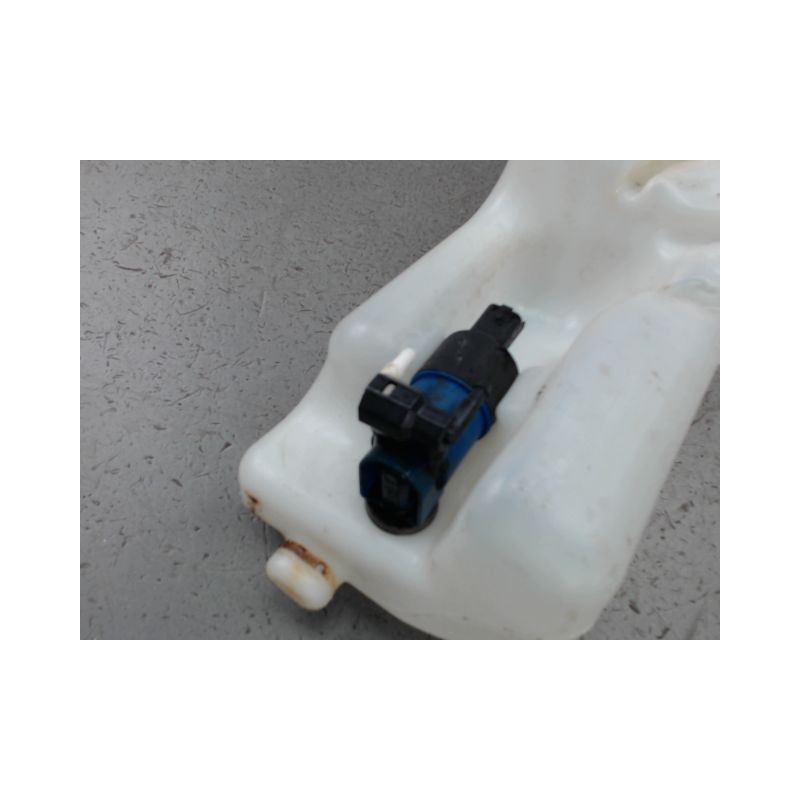 RESERVOIR LAVE-GLACE AVANT RENAULT CLIO