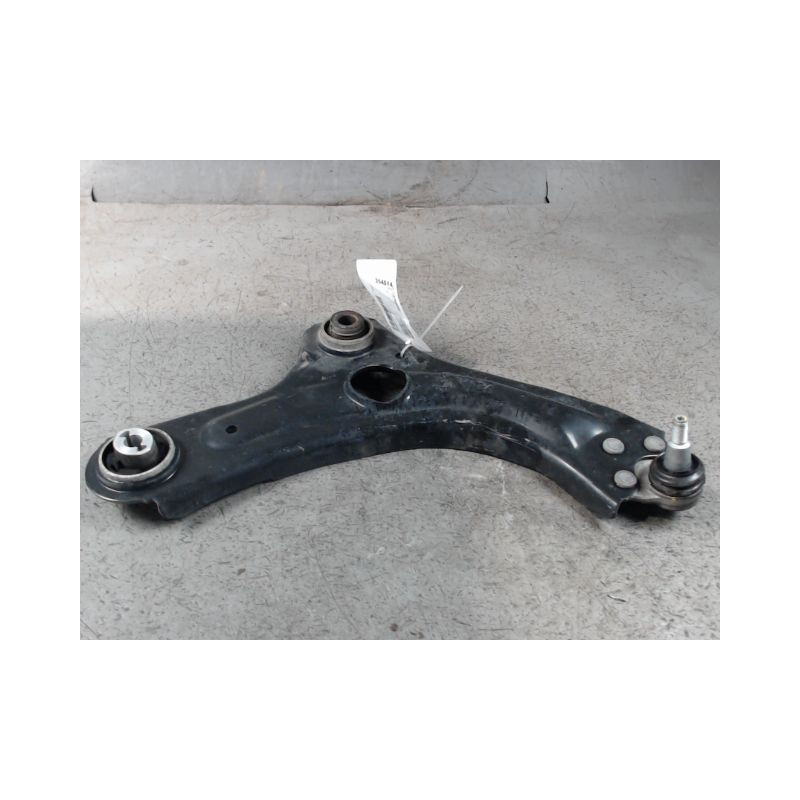 TRIANGLE INFERIEUR AVANT DROIT RENAULT CLIO