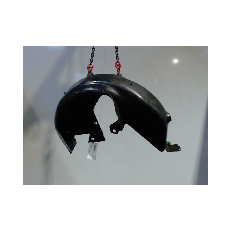 PARE-BOUE ARRIERE DROIT RENAULT CLIO