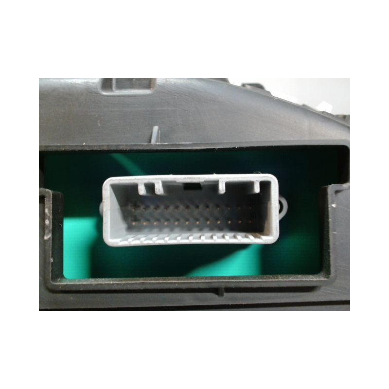 BLOC COMPTEURS RENAULT MEGANE II PH2 C.C 06-