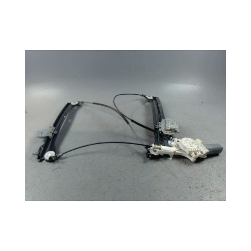 MECANISME+MOTEUR LEVE-GLACE AVANT GAUCHE MERCEDES CLK