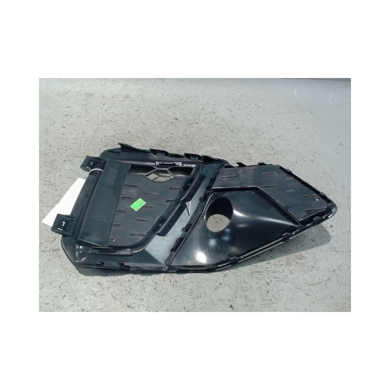 OBTURATEUR PHARE ADDITIONNEL PARE-CHOC AVG AUDI S4