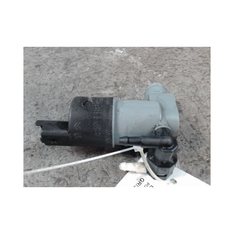 POMPE LAVE-GLACE AVANT NISSAN QHASQAI 2007-