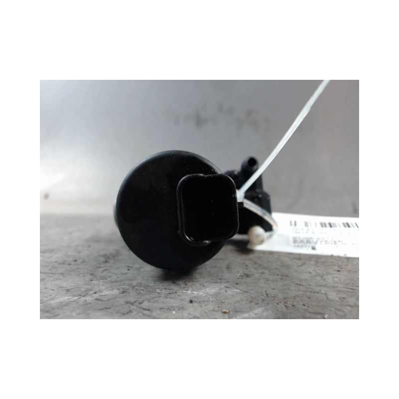 POMPE LAVE-GLACE AVANT NISSAN QHASQAI 2007-