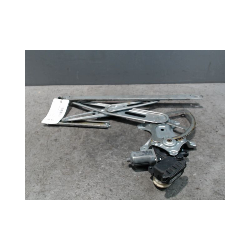 MECANISME+MOTEUR LEVE-GLACE AVANT GAUCHE TOYOTA YARIS II 2010-