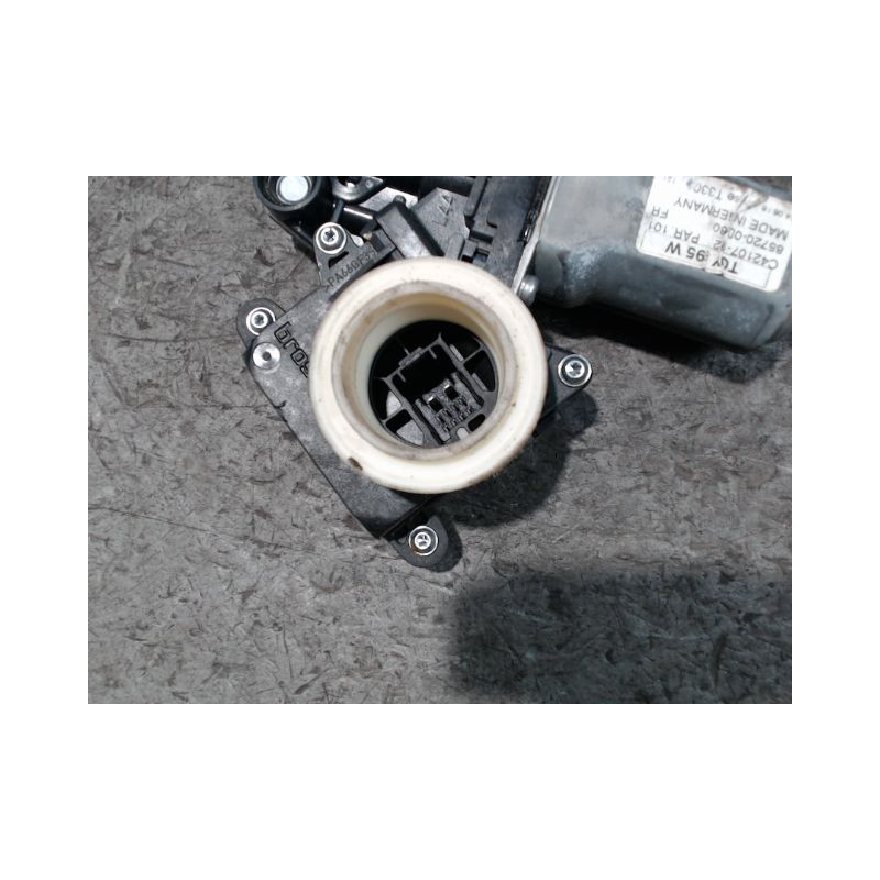 MECANISME+MOTEUR LEVE-GLACE AVANT GAUCHE TOYOTA YARIS II 2010-