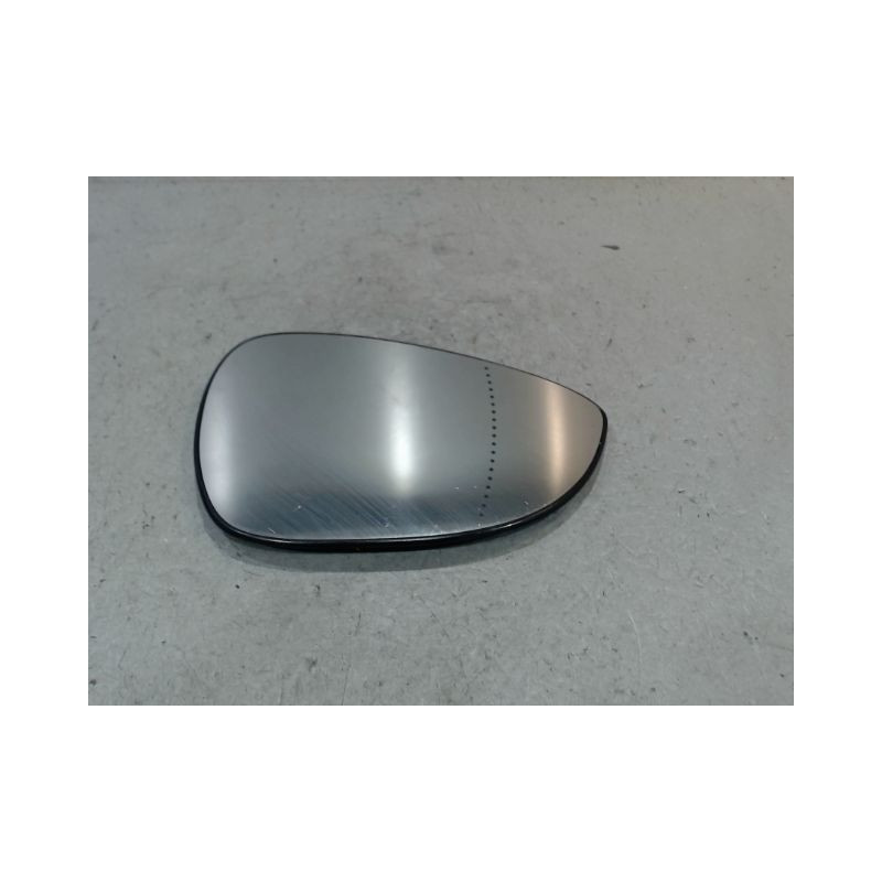 GLACE RETROVISEUR EXT D FORD B-MAX