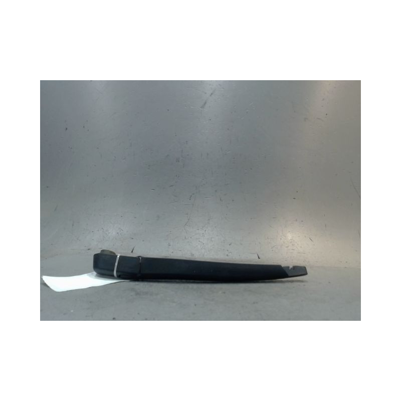 BRAS ESSUIE-GLACE ARRIERE OPEL CORSA