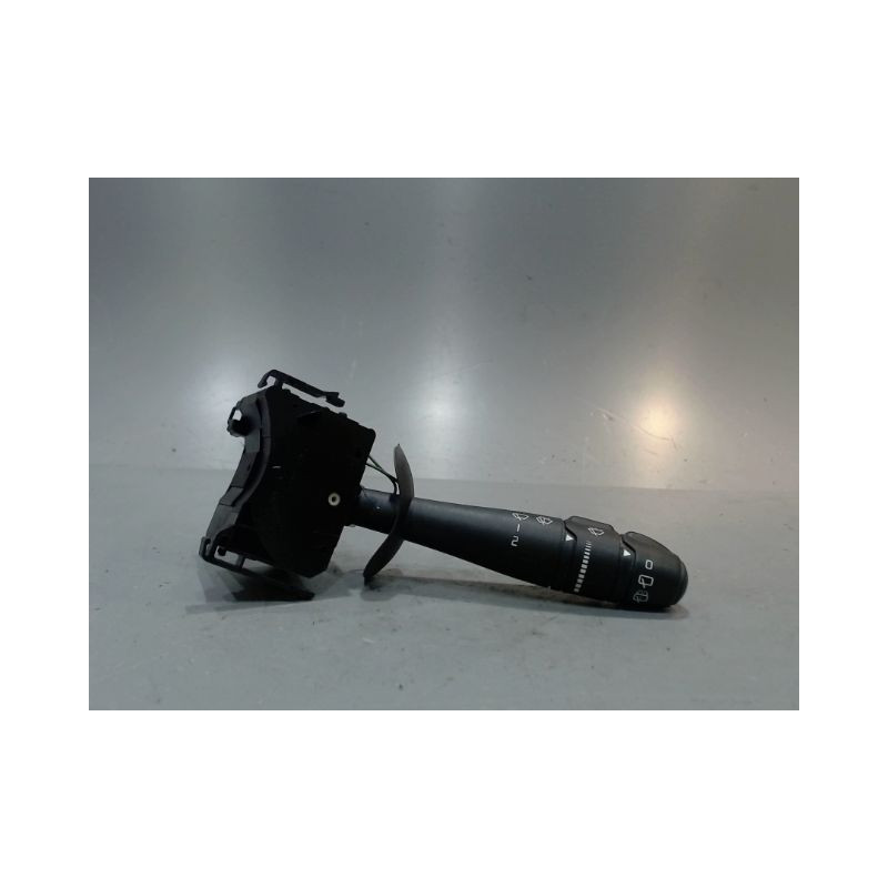 COMMANDE ESSUIE GLACE RENAULT TWINGO