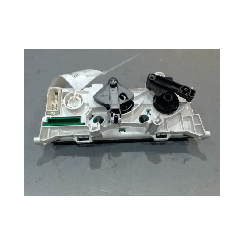 COMMANDE DE CHAUFFAGE RENAULT CLIO