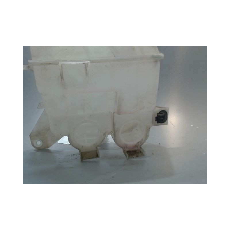 RESERVOIR LAVE-GLACE AVANT TOYOTA VERSO-S