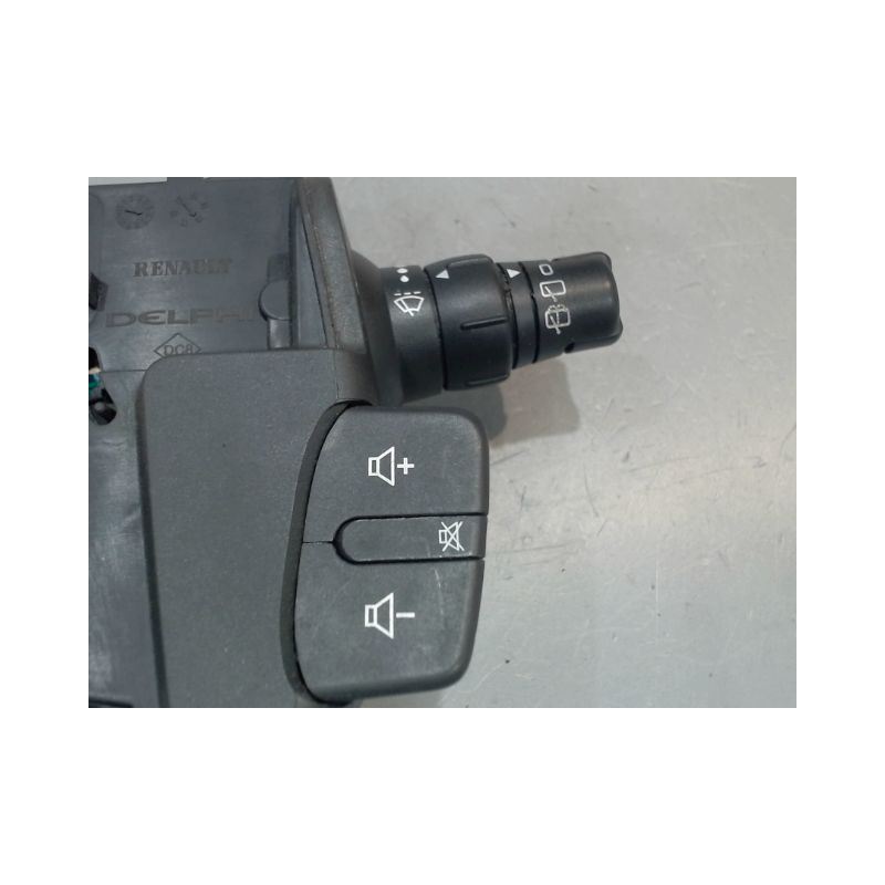 COMMANDE ESSUIE GLACE RENAULT CLIO