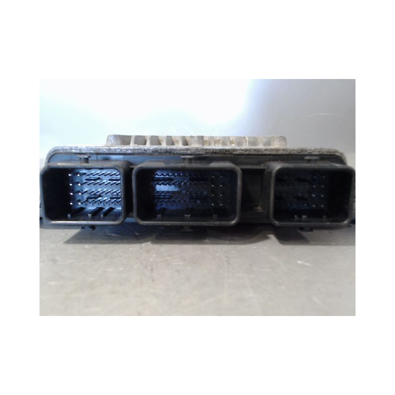 CALCULATEUR MOTEUR CITROEN C2