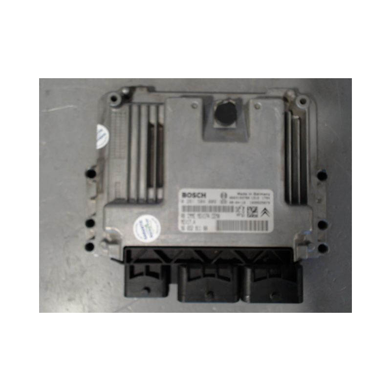 CALCULATEUR MOTEUR PEUGEOT 207