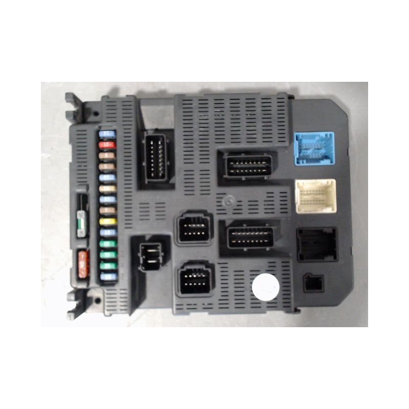 BOITIER GESTION HABITACLE PEUGEOT 207