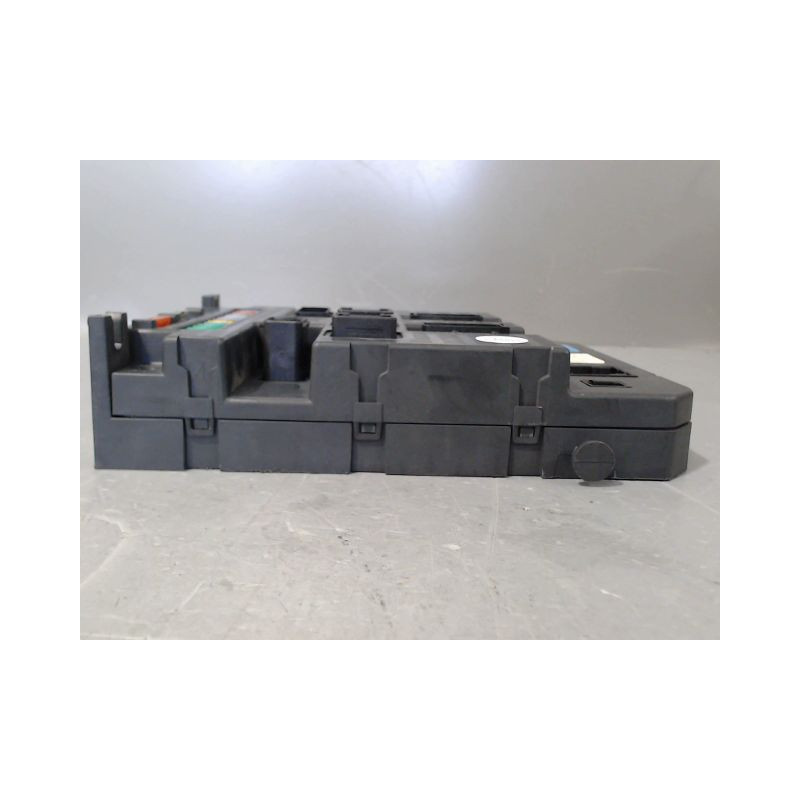 BOITIER GESTION HABITACLE PEUGEOT 207