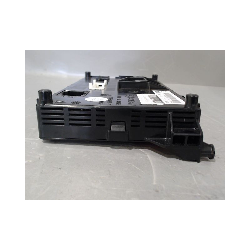 BOITIER GESTION HABITACLE RENAULT CLIO