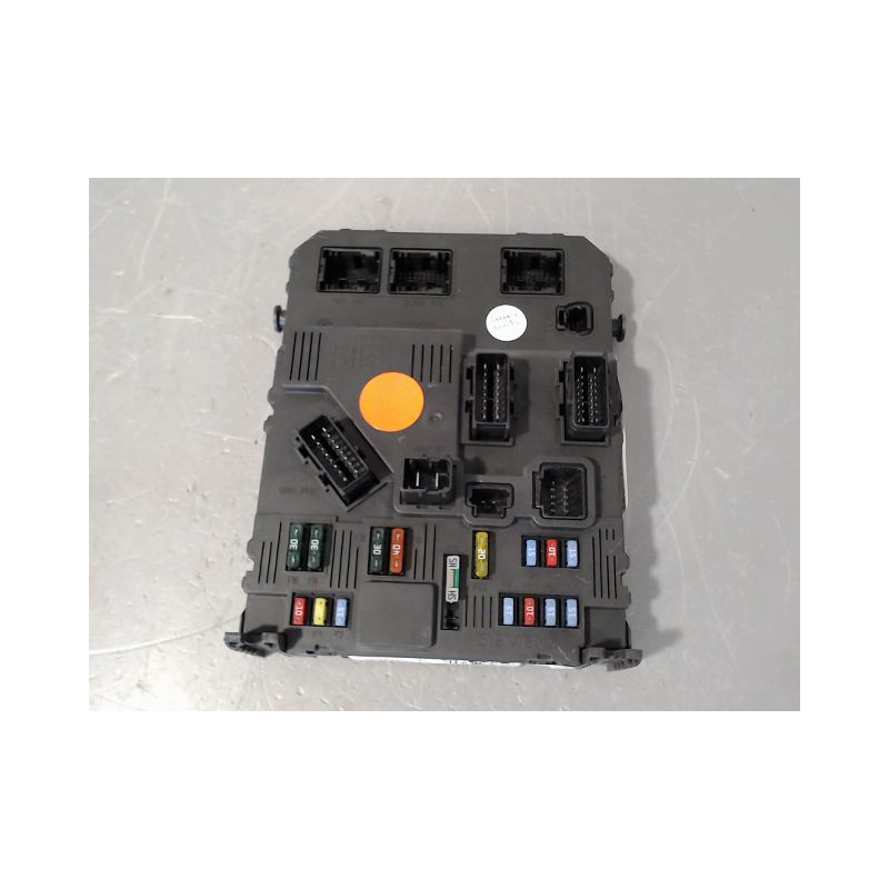 BOITIER GESTION HABITACLE PEUGEOT 206