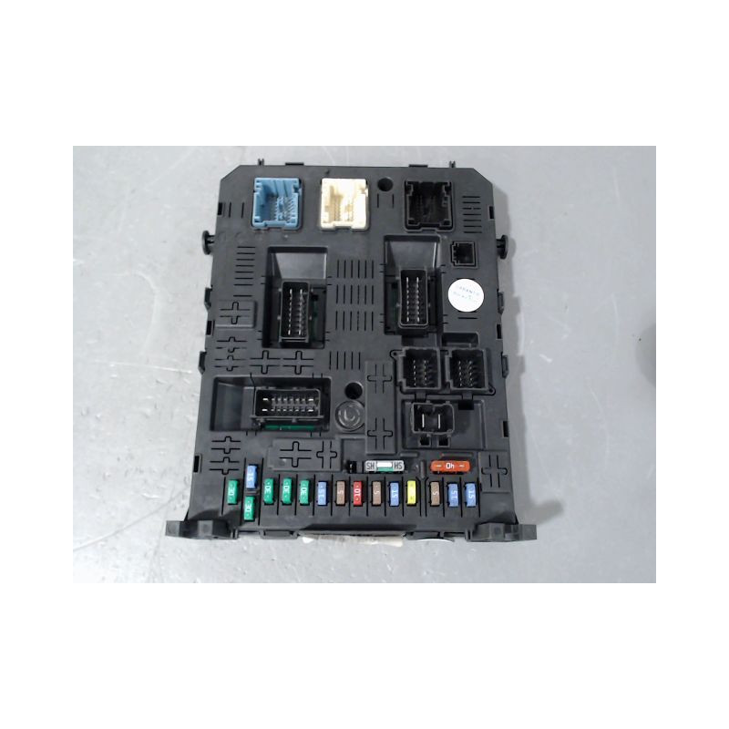 BOITIER GESTION HABITACLE PEUGEOT 308