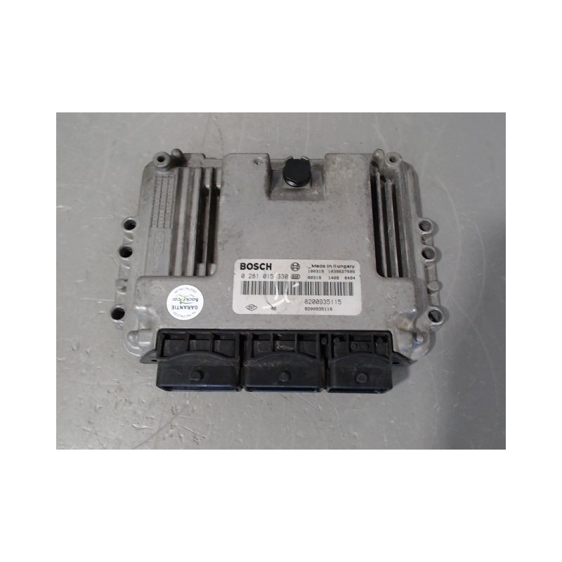 CALCULATEUR MOTEUR RENAULT TRAFIC